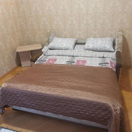Smart Yellow Apartment-15 Хв Від Жд Вокзалу Lemberg Exterior foto