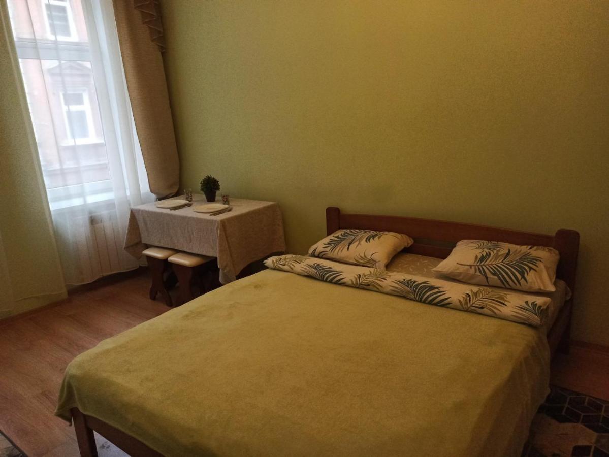 Smart Yellow Apartment-15 Хв Від Жд Вокзалу Lemberg Exterior foto